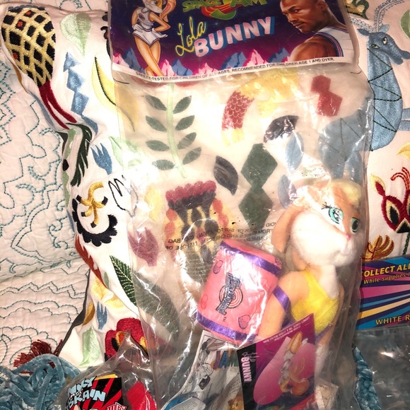 New Happy Meal toys from 1990’s. Mixed lot 120 - Picture 3 of 8